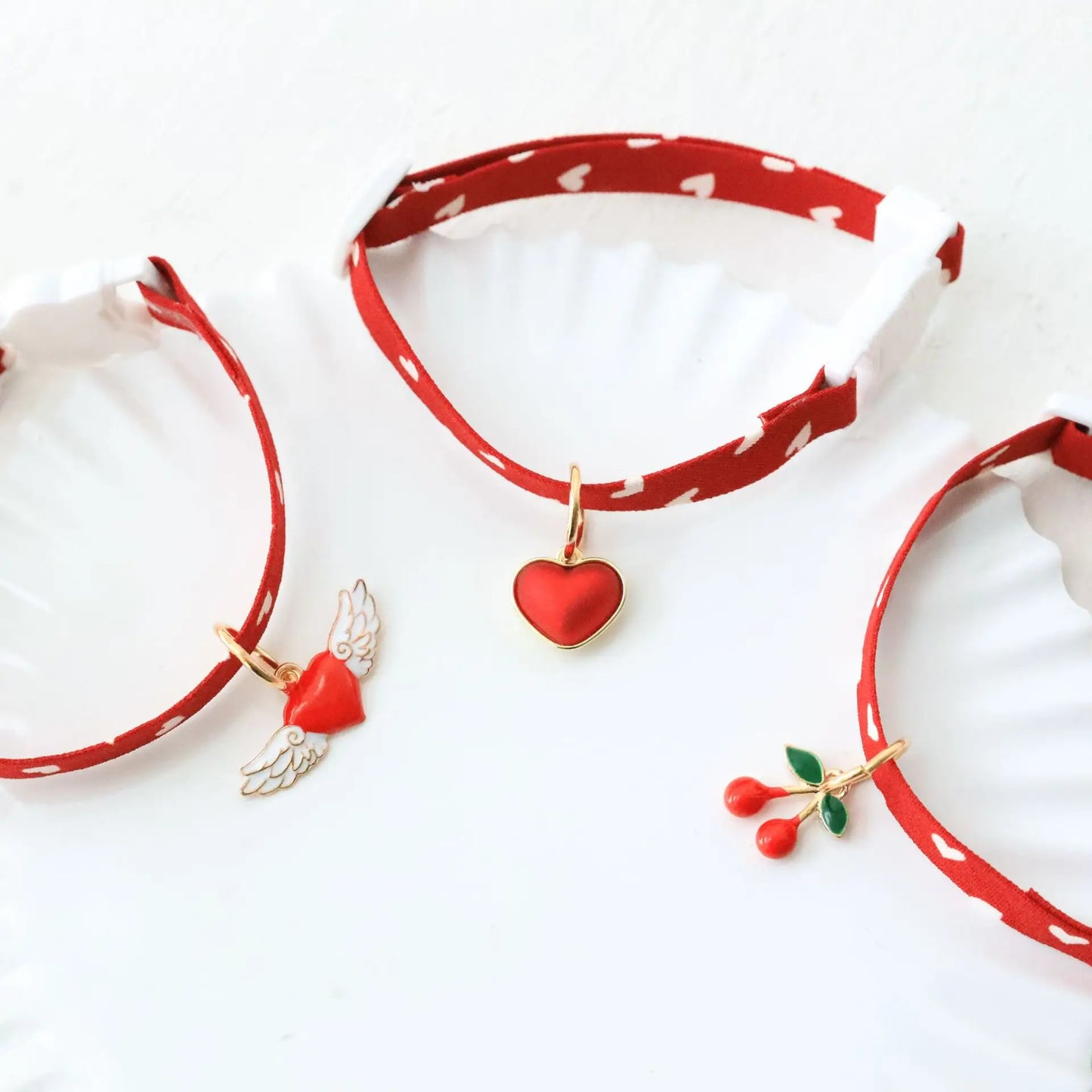 Heart Design Pet Collar with Bell